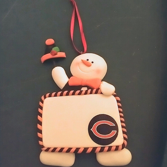 2 Burlap Christmas Bows & Chicago Bears Tree Ornament - Picture 4 of 7